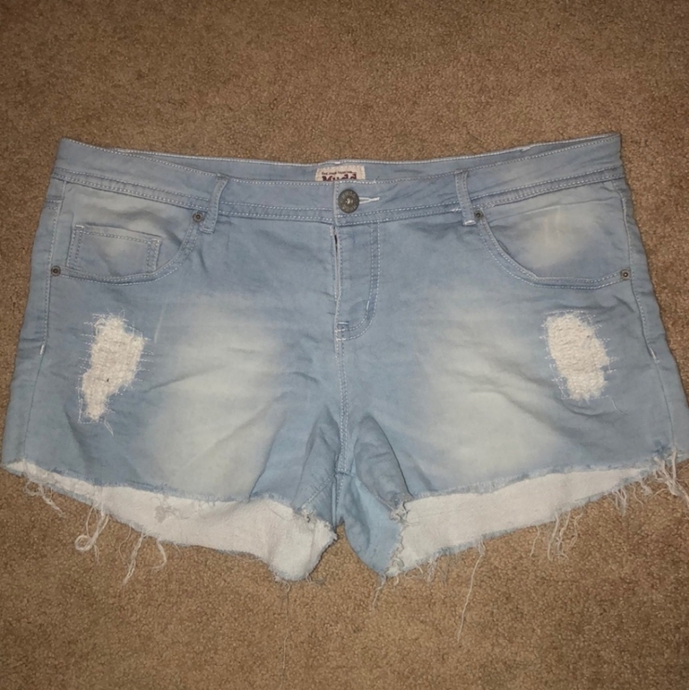 Mudd | Light Distressed Jean Shorts